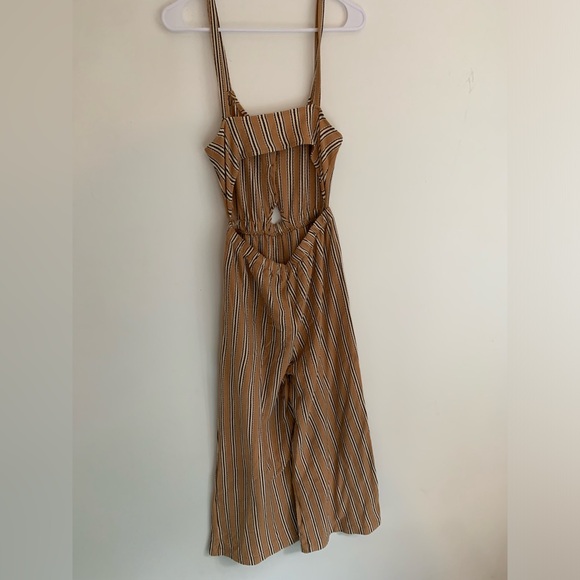 S jumpsuit - Picture 9 of 10